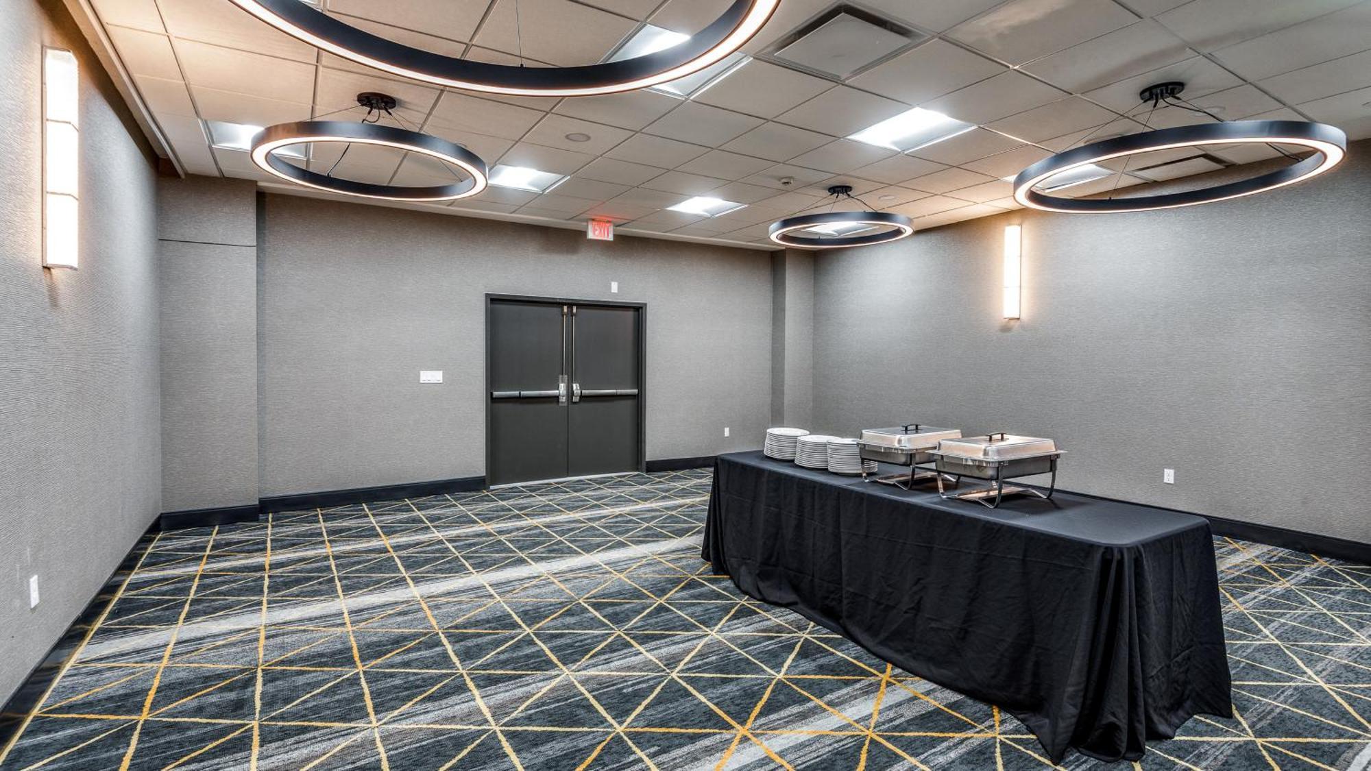 Holiday Inn Dallas Market Ctr Love Field By Ihg Экстерьер фото