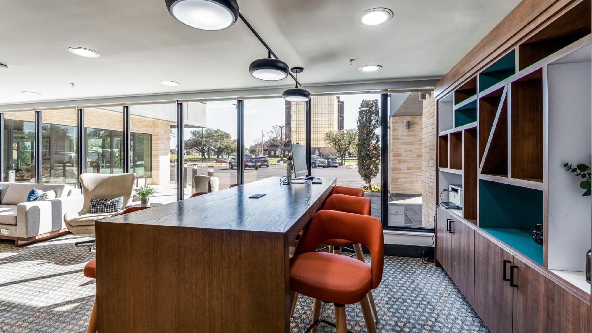 Holiday Inn Dallas Market Ctr Love Field By Ihg Экстерьер фото